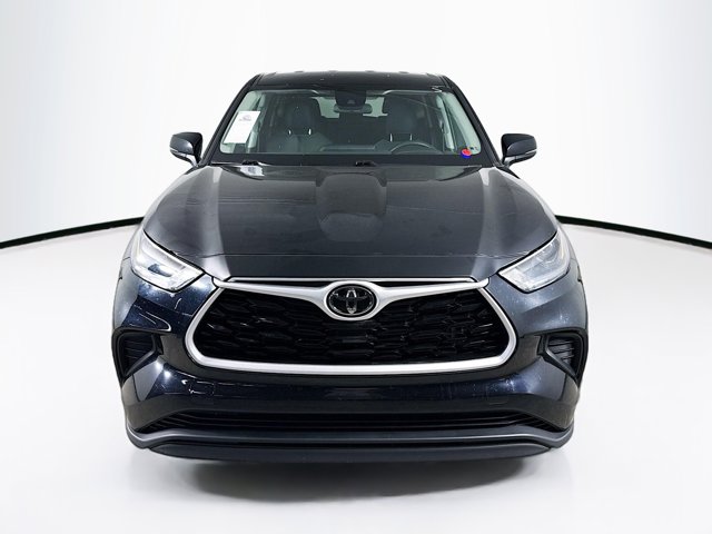 Vehicle image 2 of 36