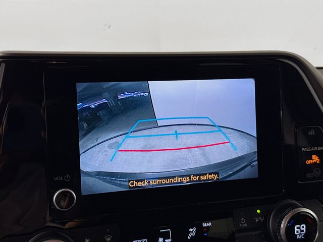 Vehicle image 16 of 36