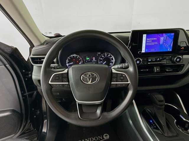 Vehicle image 12 of 36