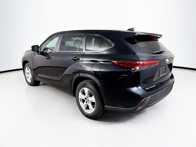 Vehicle image 7 of 36