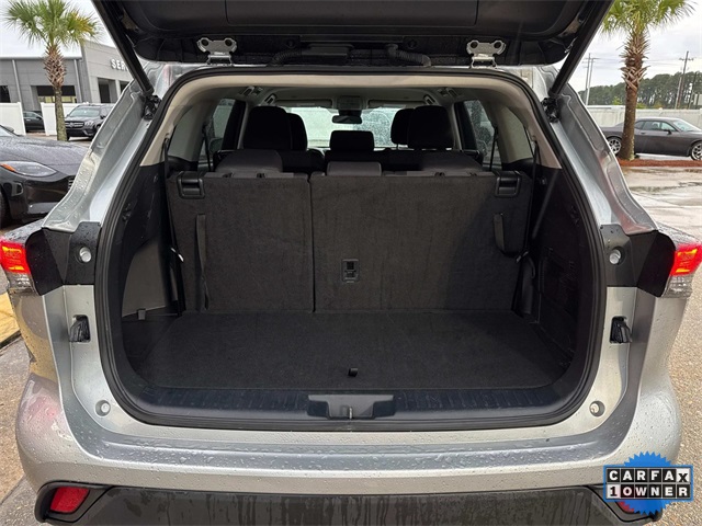 Vehicle image 7 of 20