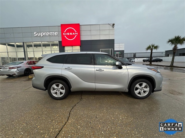 Vehicle image 3 of 20