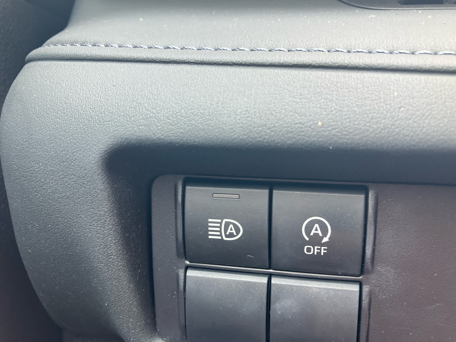 Vehicle image 15 of 34