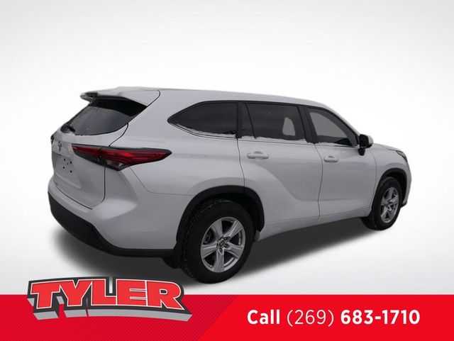 Vehicle image 7 of 50