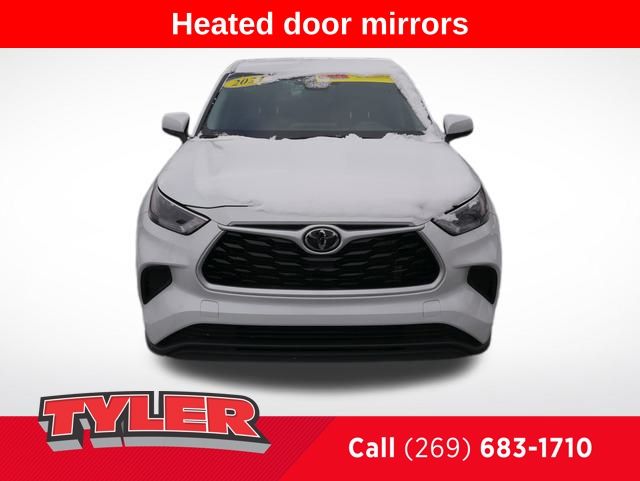 Vehicle image 2 of 50