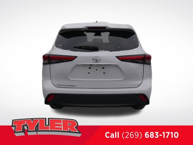 Vehicle image 6 of 50