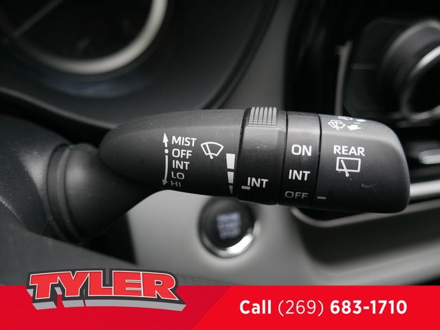 Vehicle image 23 of 50