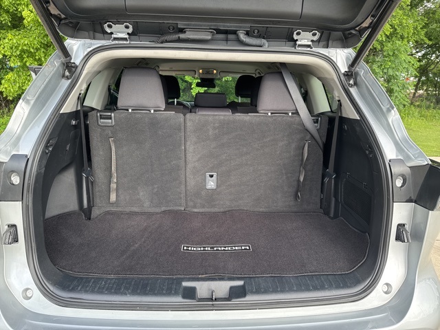 Vehicle image 14 of 14