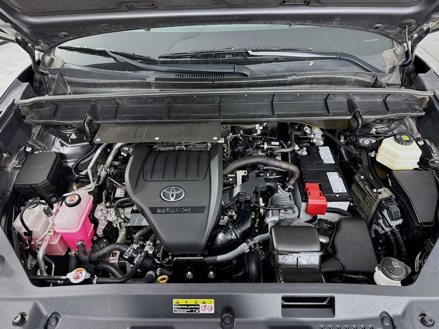 Vehicle image 9 of 32