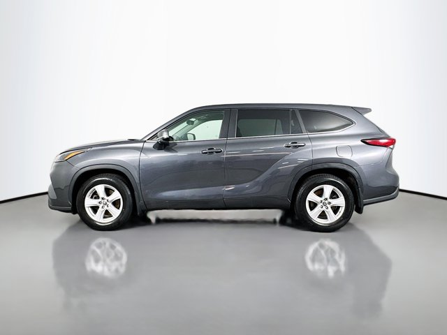 Vehicle image 8 of 32