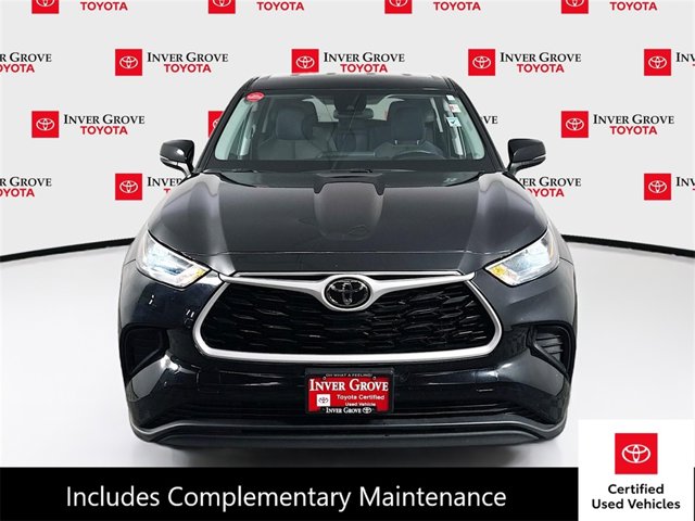 Vehicle image 2 of 22