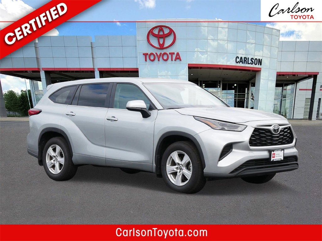 Vehicle image 2 of 12