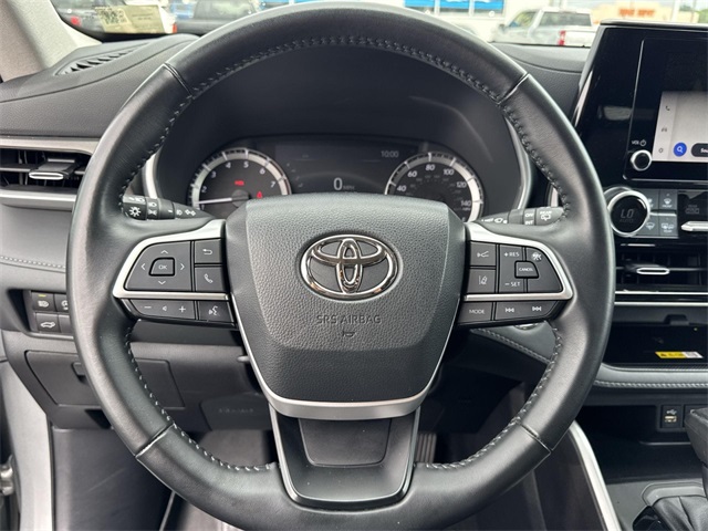 Vehicle image 18 of 29