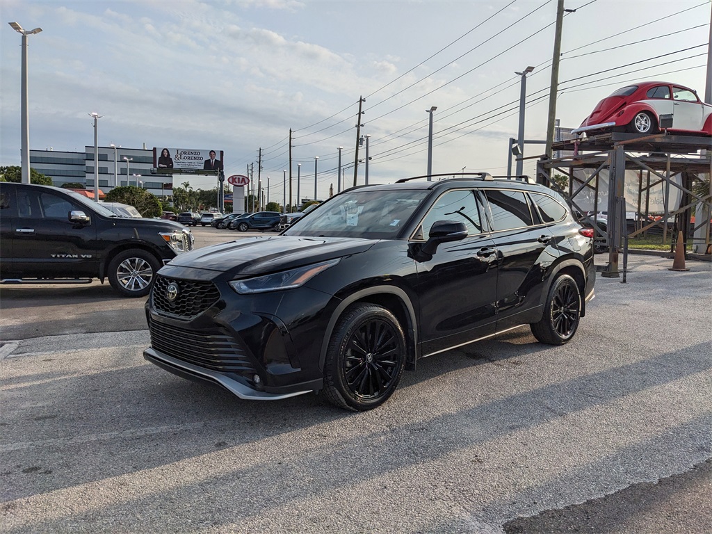 Vehicle image 1 of 39