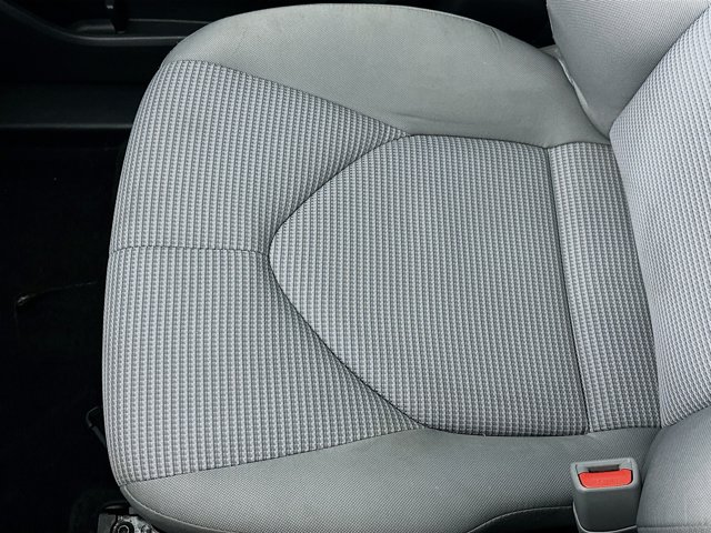 Vehicle image 18 of 31