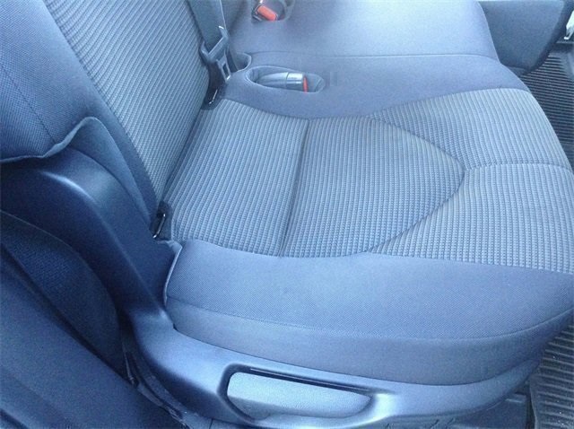 Vehicle image 27 of 37