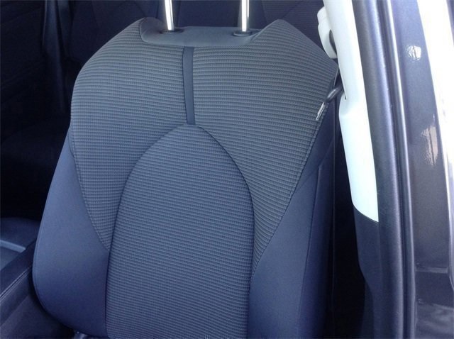 Vehicle image 13 of 37
