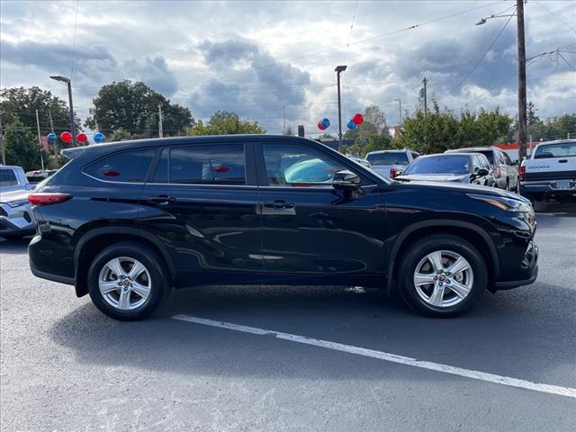 Vehicle image 5 of 30