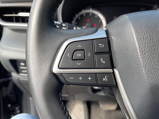 Vehicle image 25 of 30