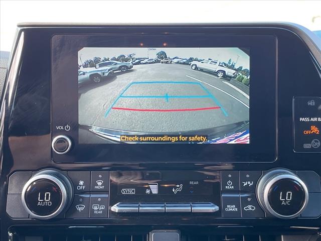 Vehicle image 22 of 30