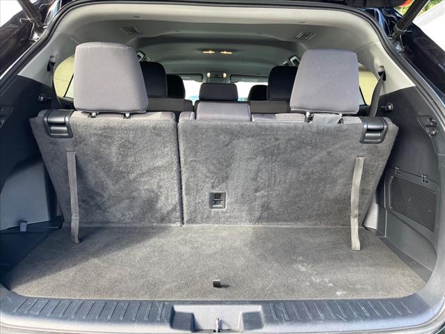 Vehicle image 12 of 30