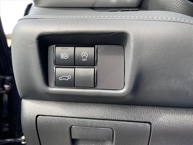 Vehicle image 21 of 30