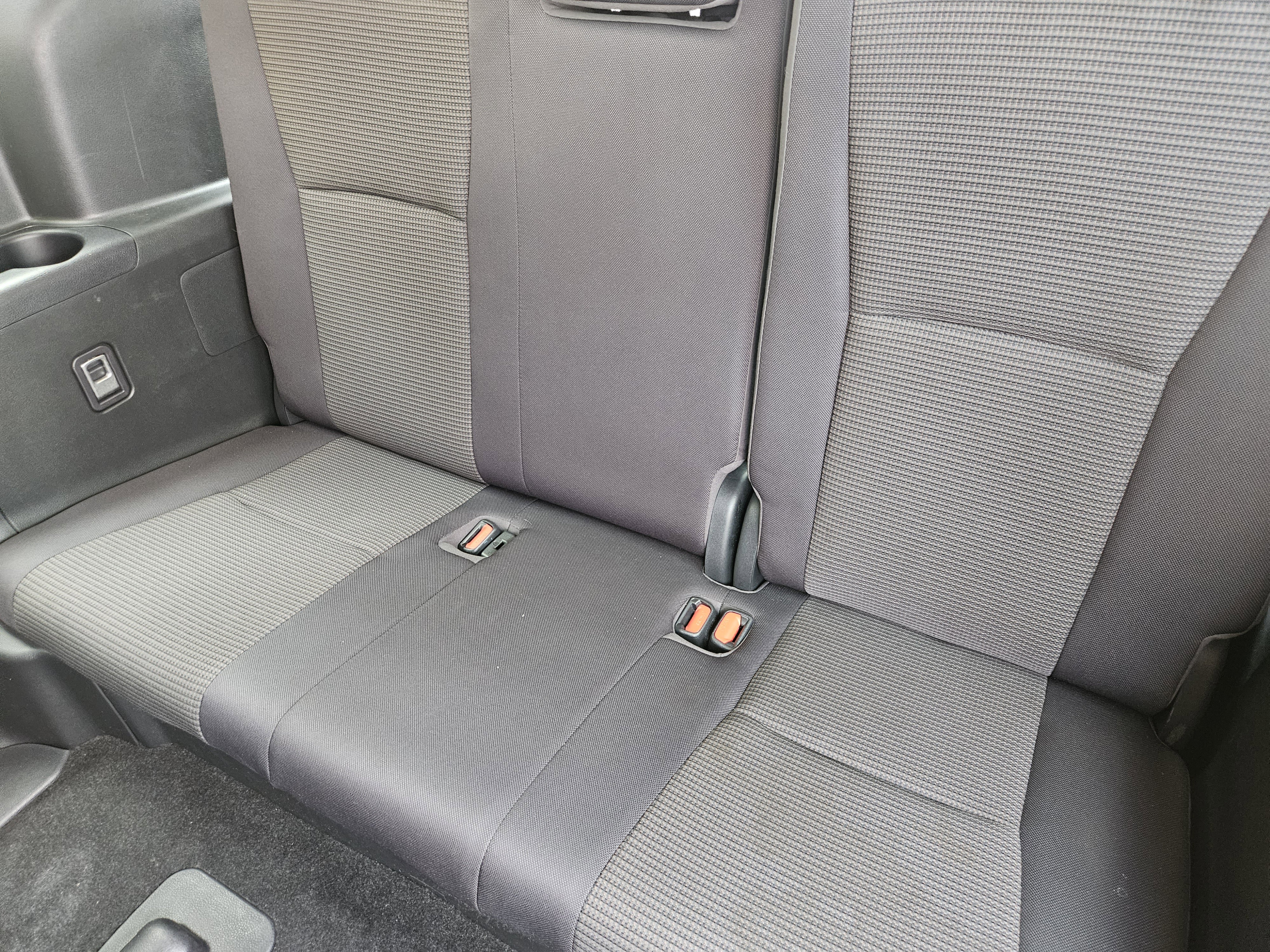 Vehicle image 22 of 24