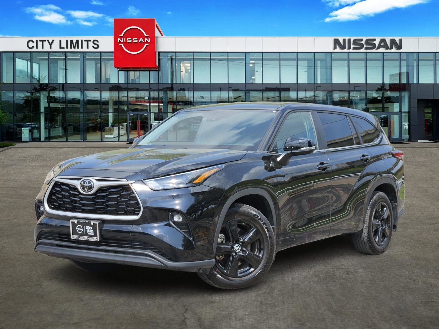 Vehicle image 1 of 24