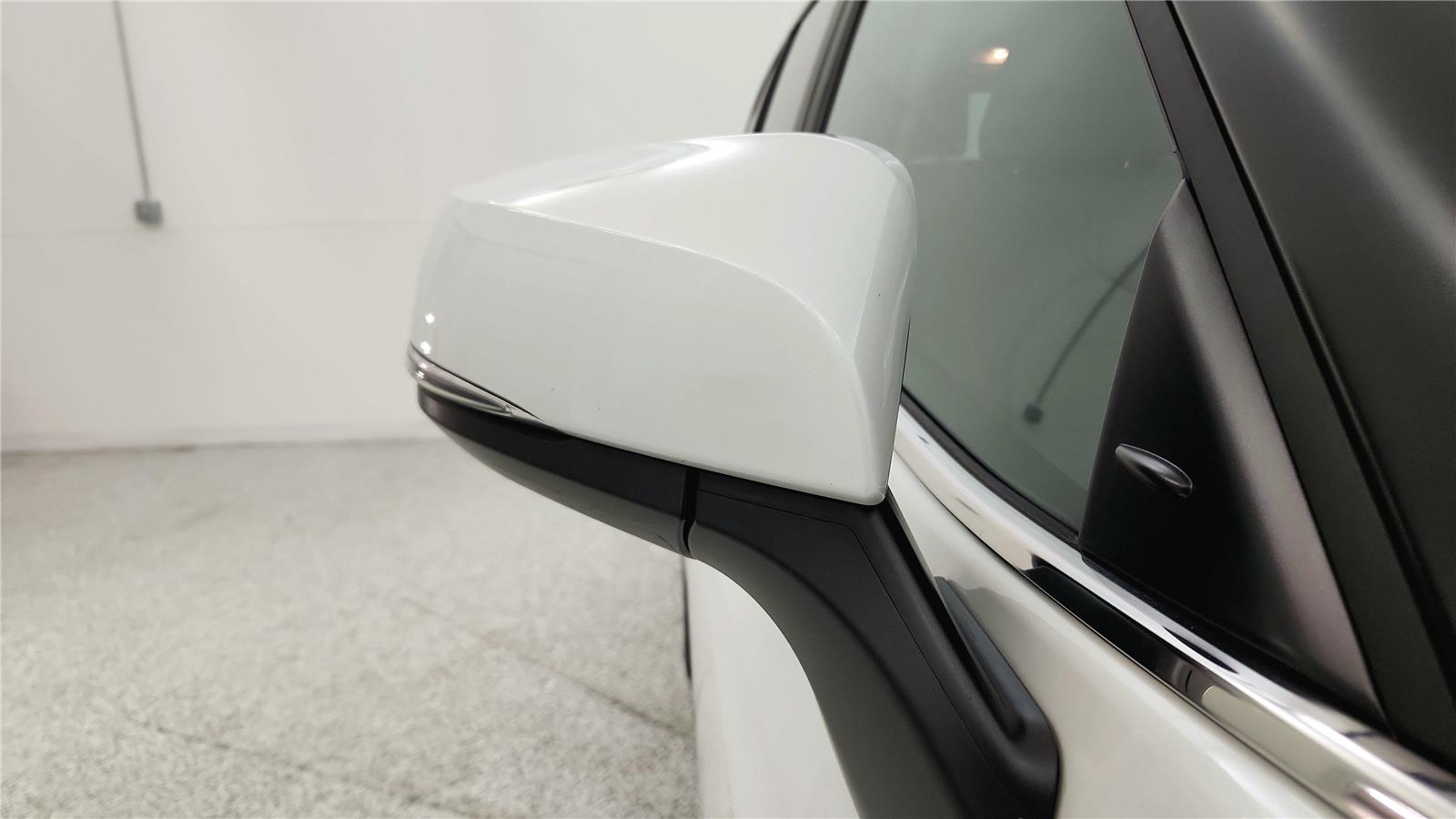 2023 Toyota Highlander XLE Image 21 of 37