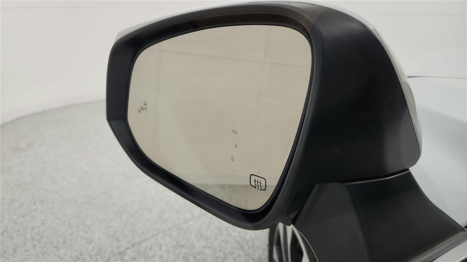 2023 Toyota Highlander XLE Image 37 of 37