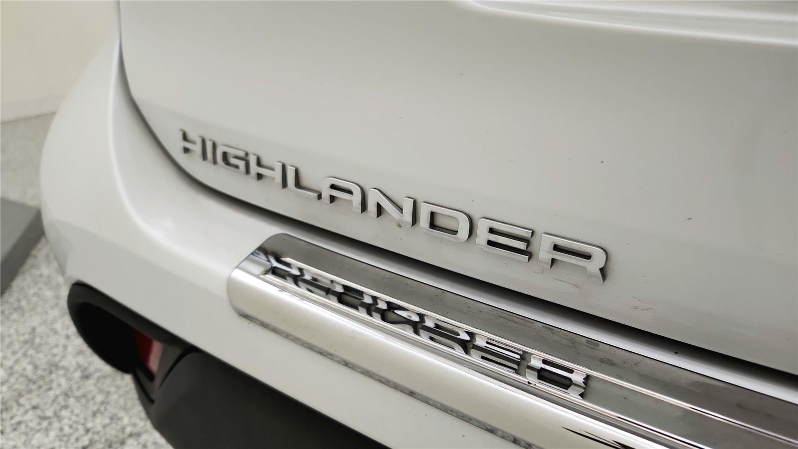 2023 Toyota Highlander XLE Image 31 of 37