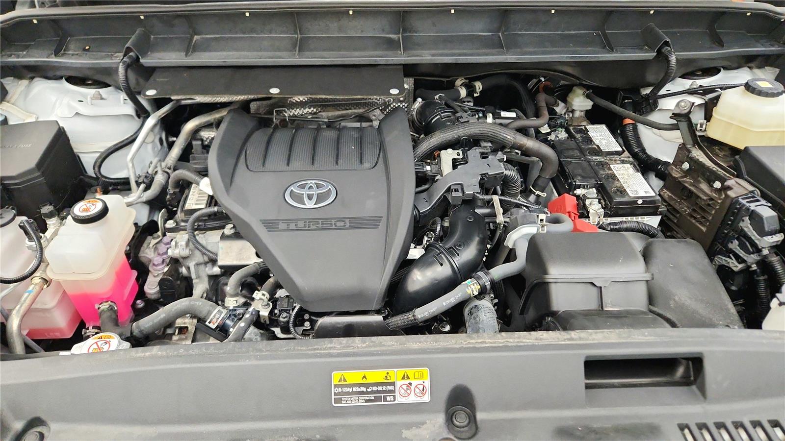 2023 Toyota Highlander XLE Image 12 of 37