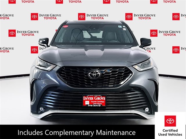 Vehicle image 2 of 21