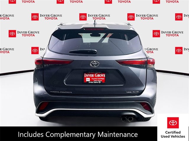 Vehicle image 6 of 21