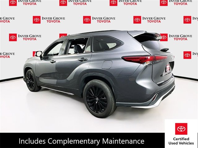 Vehicle image 7 of 21