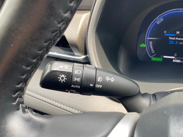 Vehicle image 50 of 56