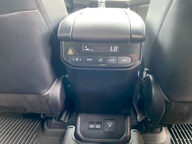 Vehicle image 46 of 56