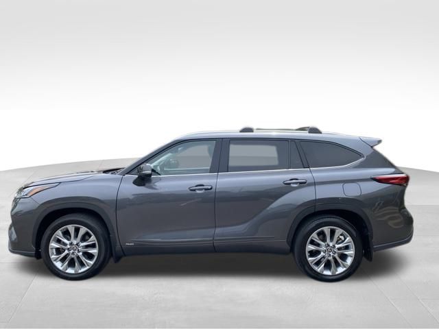 Vehicle image 10 of 56