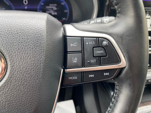 Vehicle image 49 of 56