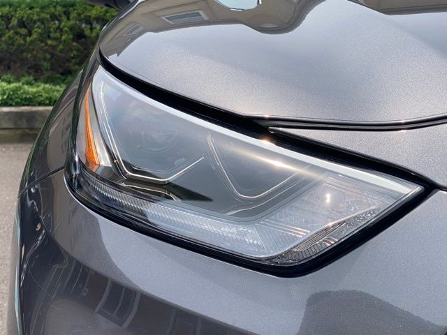 Vehicle image 14 of 56