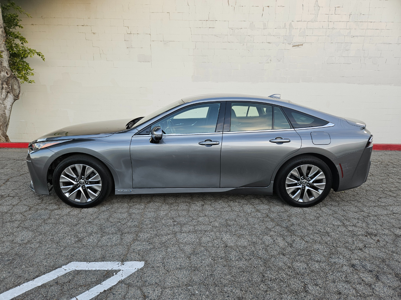 Vehicle image 2 of 24