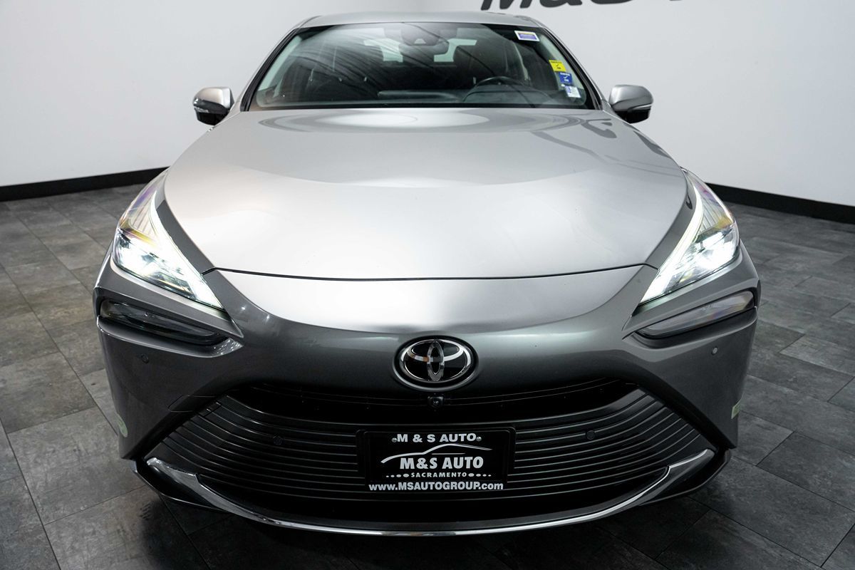 2023 Toyota Mirai XLE Image 3 of 28