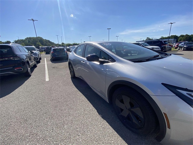 Vehicle image 14 of 14