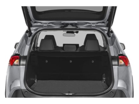 Vehicle image 14 of 18