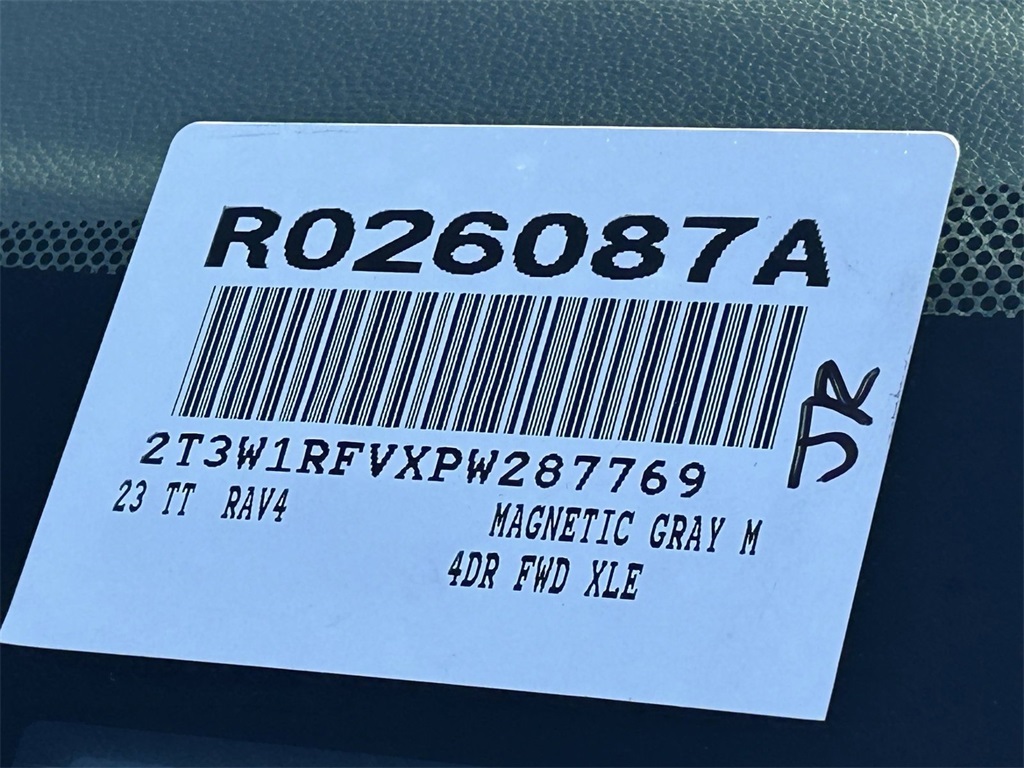 2023 Toyota RAV4 XLE Image 26 of 30