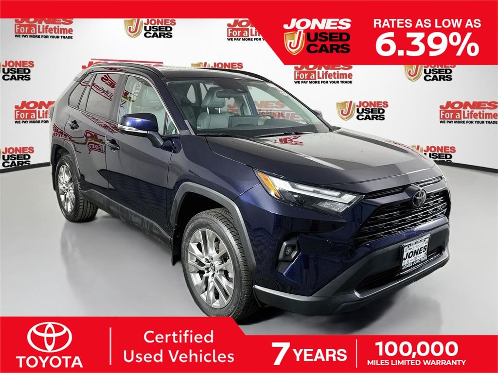 2023 Toyota RAV4 XLE Premium Image 3 of 37