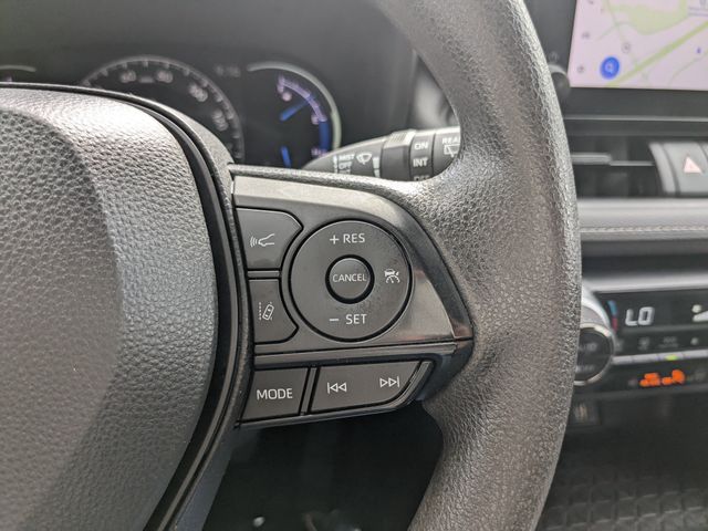 Vehicle image 20 of 27
