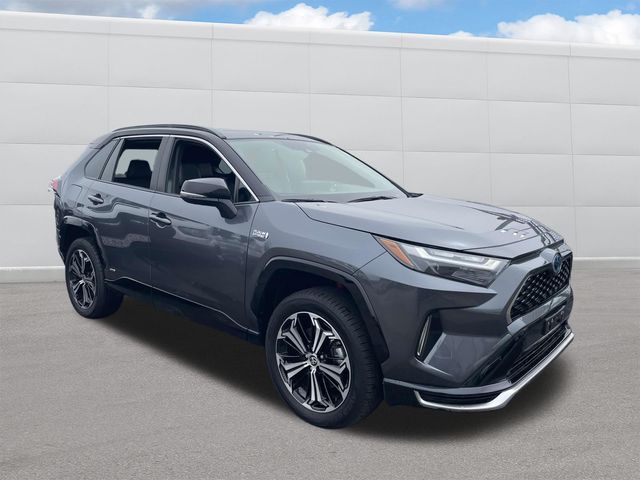 Vehicle image 3 of 36