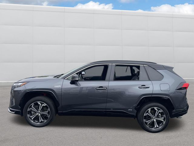 Vehicle image 8 of 36