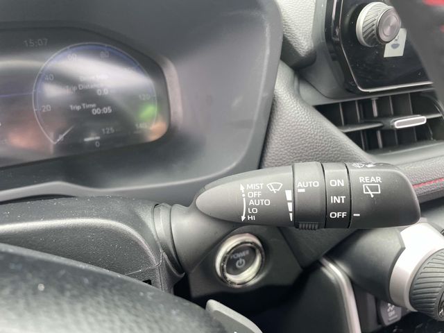 Vehicle image 34 of 36